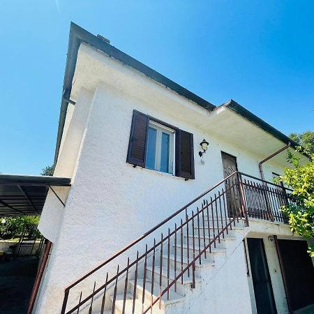 Appartement La Casa Di Nonna Attilia à Fondi Extérieur photo